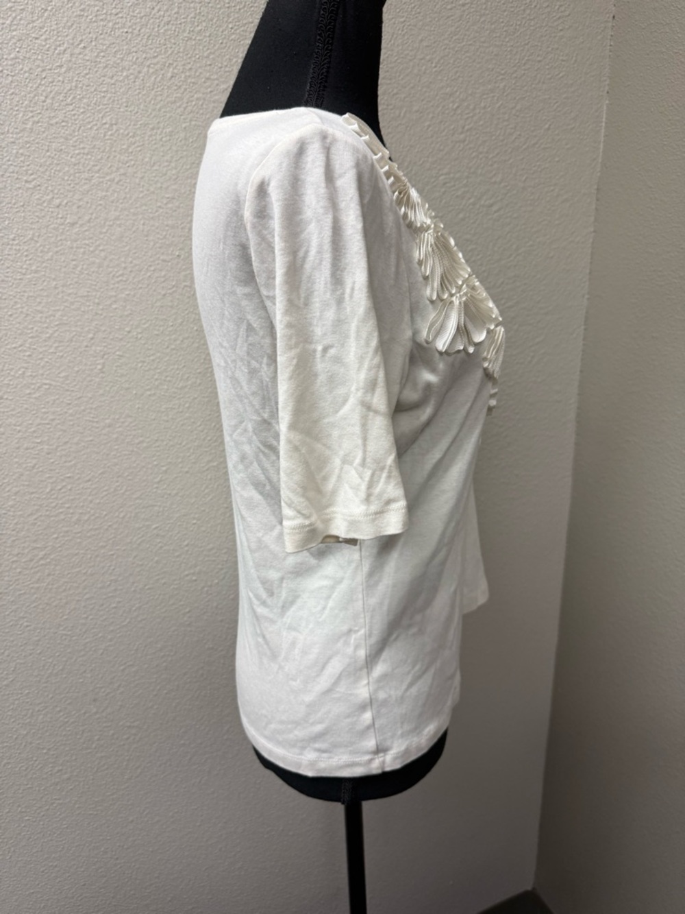 Talbots Petite Large Cream Floral Applique Tee Short Sleeve Knit Top - Picture 6 of 9